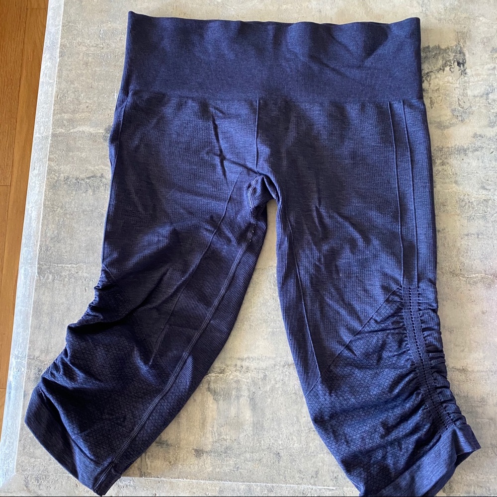 Lightly worn lululemon leggings